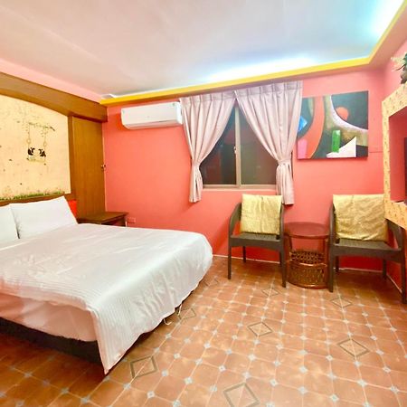 Bashi Channel Vacation B&B Кендин Екстериор снимка